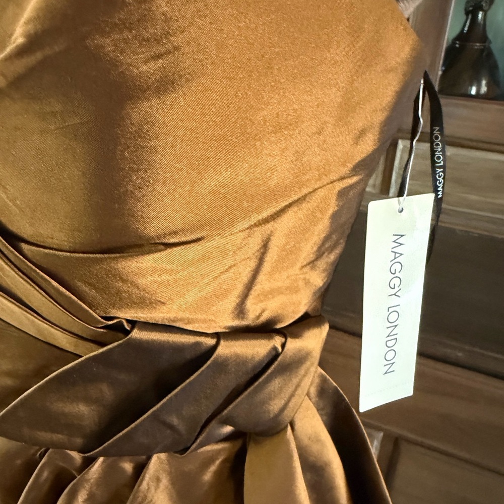 Maggy London Bronze Strapless Dress Nwt View 3